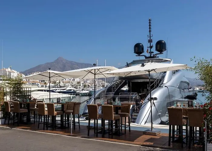 Puerto Banus Luxurious Apartment In The Heart Of The Port